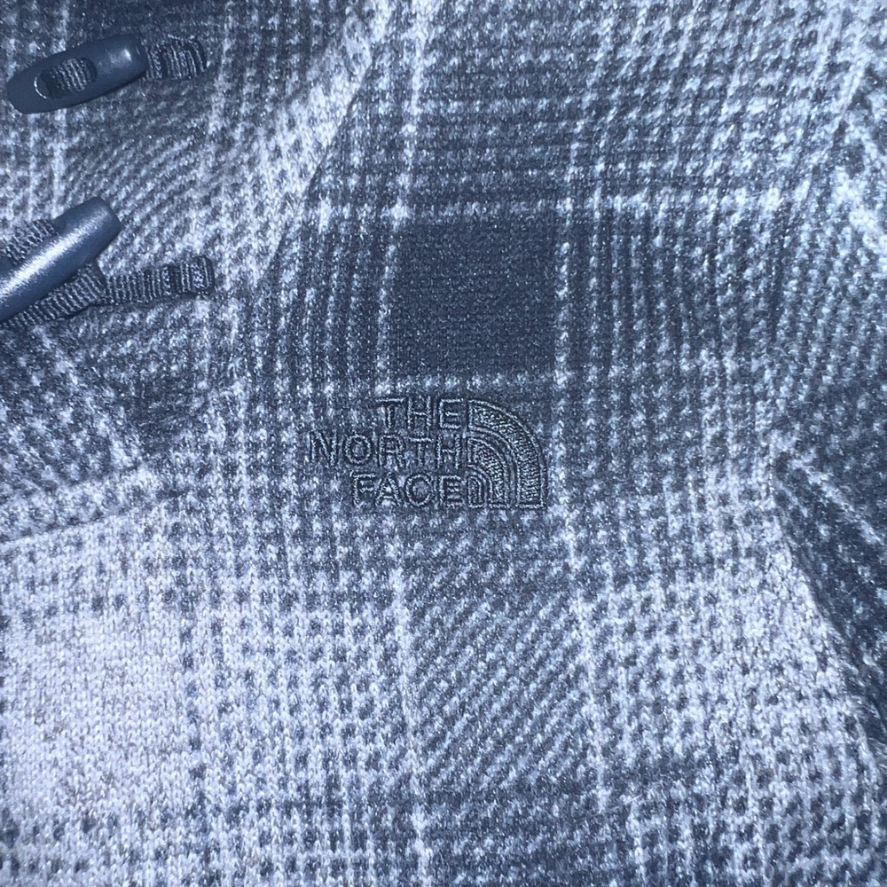 The North Face Gray and Navy Fleece Jacket - Picture 3 of 4